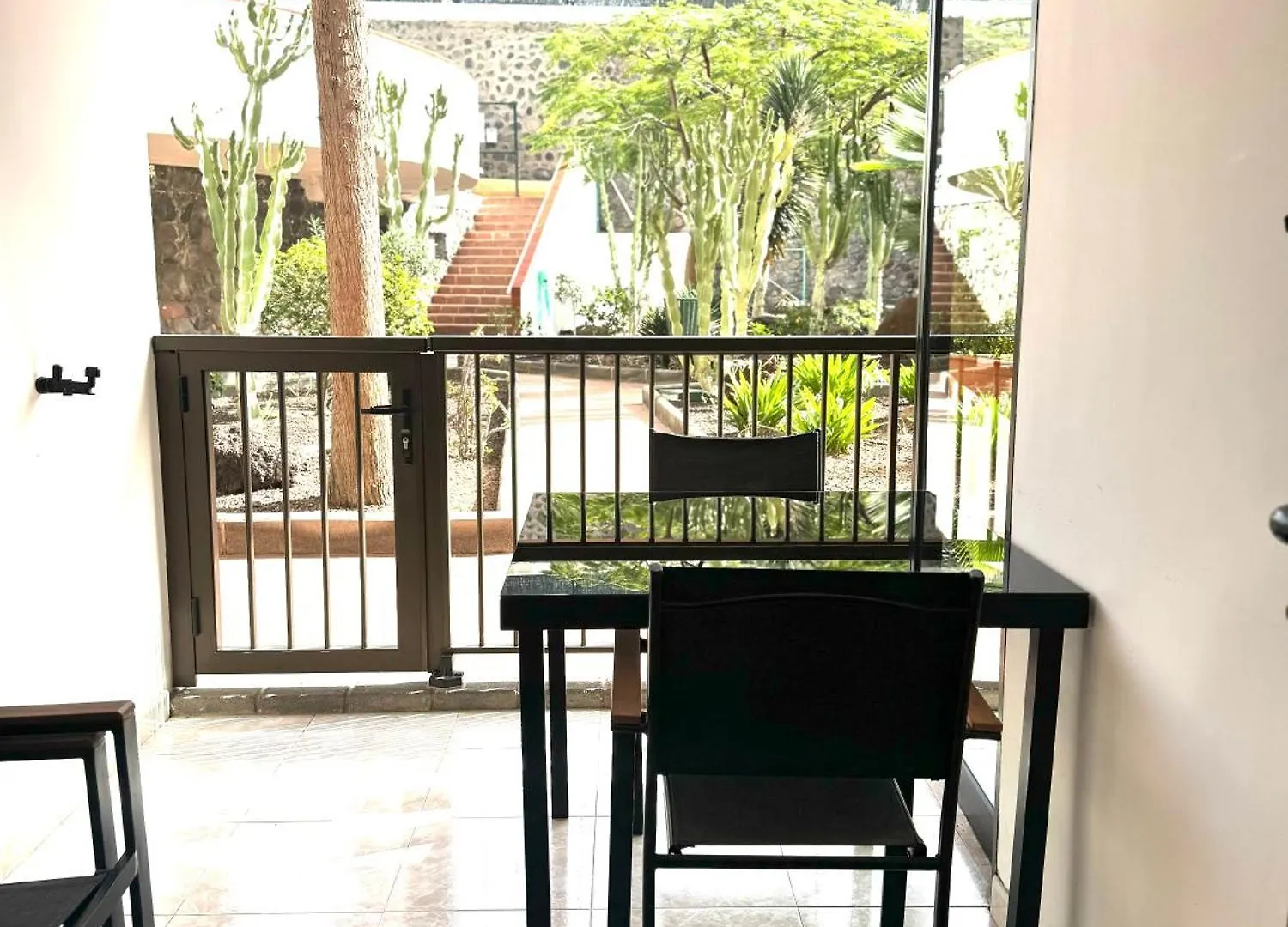 Guinea Apartment Πλάγια ντελ Ινγκλές